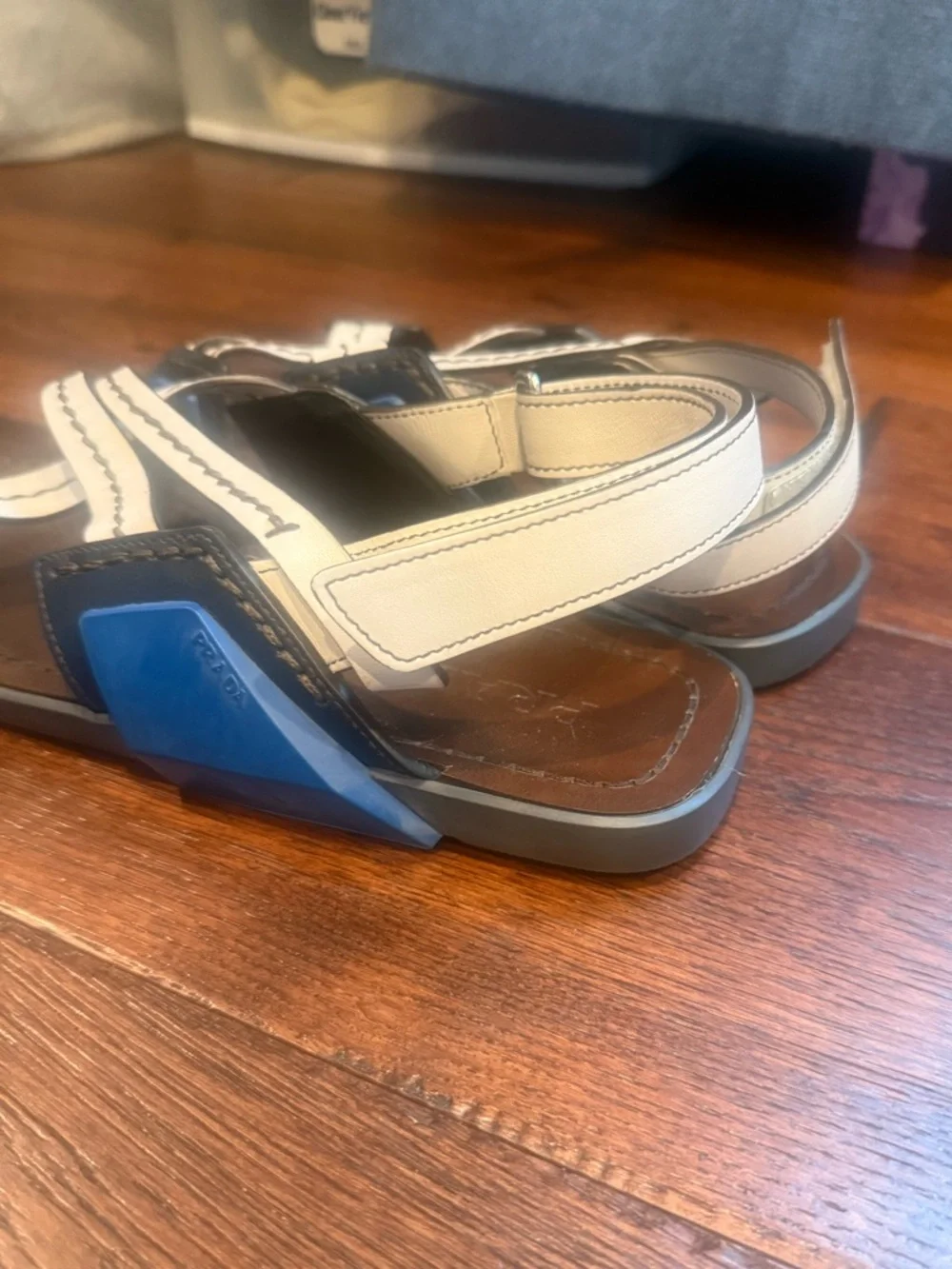 AUTHENTIC PRADA MENS LEATHER SLINGBACK SANDALS, SIZE UK 8/ US 9, WHITE/BLUE - Picture 9 of 15
